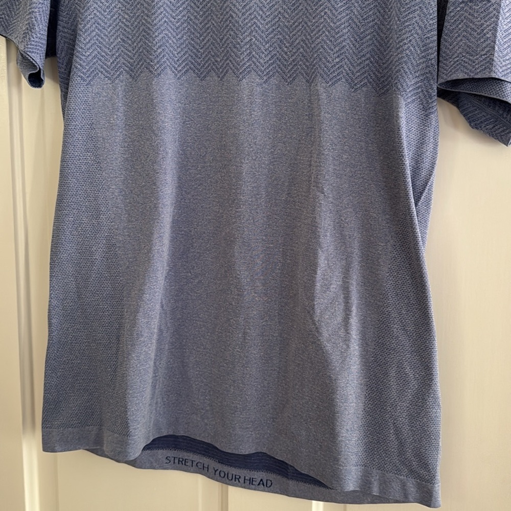 Lululemon Blue Vent T-Shirt - Picture 5 of 16